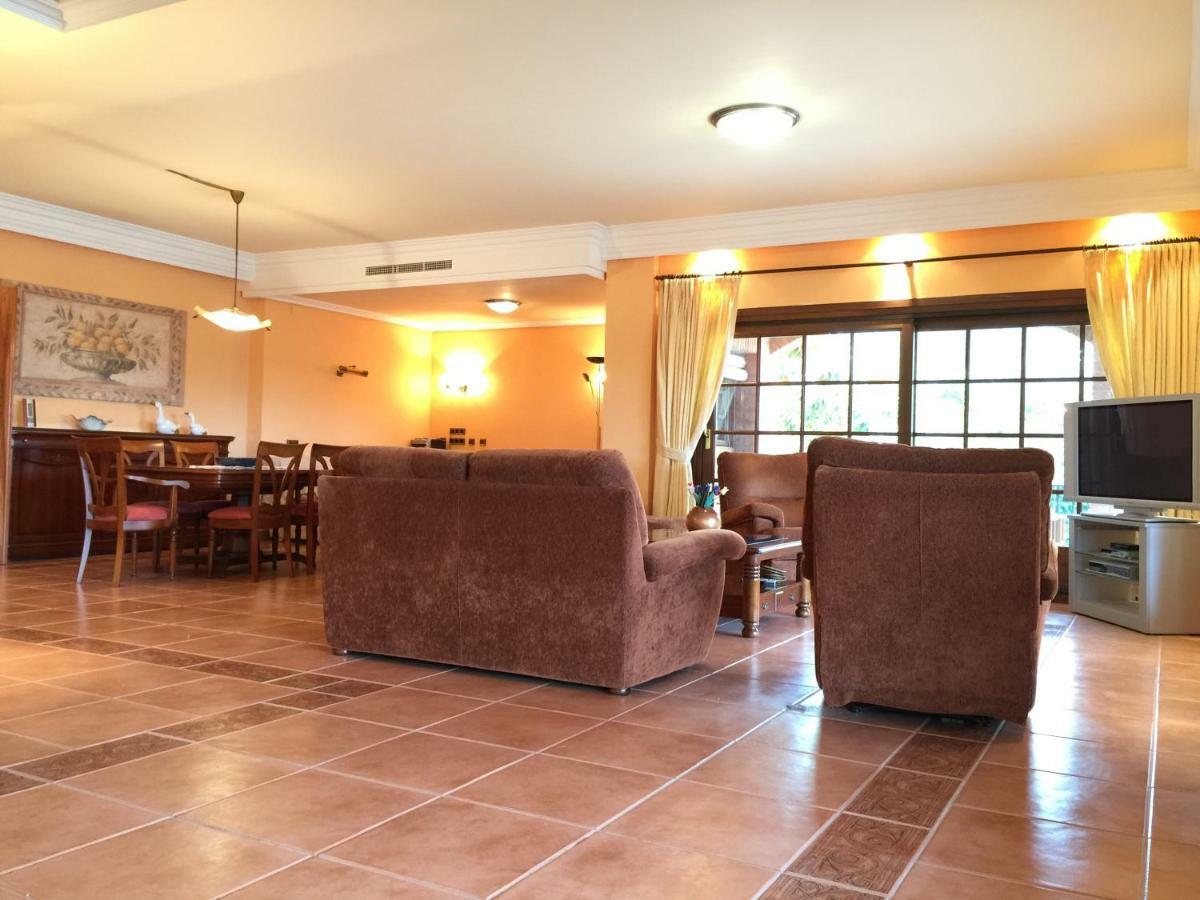 Villa Merce Botarell Exterior foto