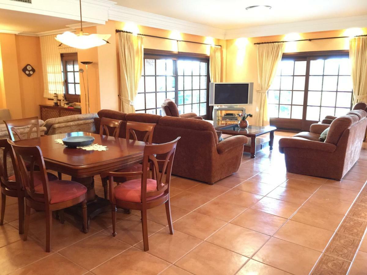 Villa Merce Botarell Exterior foto